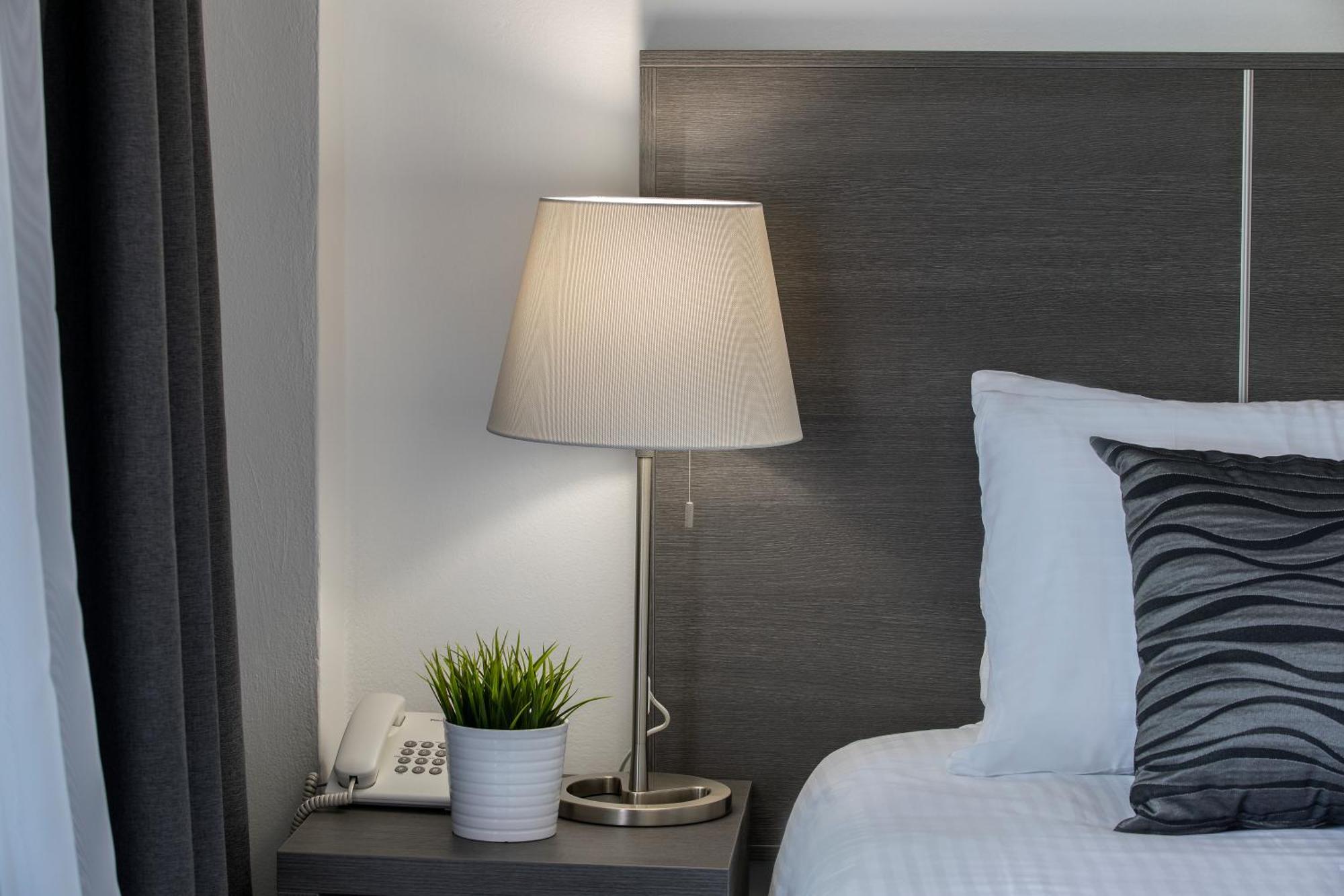Blazer Residence Larnaca Buitenkant foto